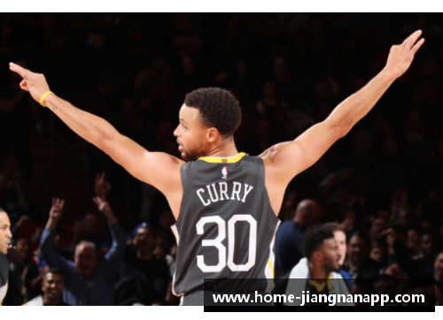 jn江南体育库里再创奇迹！连续10场比赛命中7个三分，NBA历史又添新纪录 - 副本